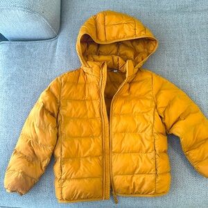 Uniqlo kids puffer jacket size 7-8